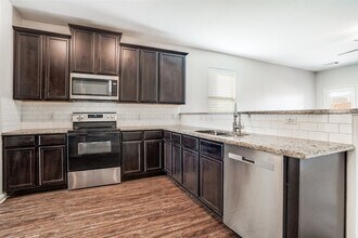 1608 Kim Loan Dr in Princeton, TX - Building Photo - Building Photo