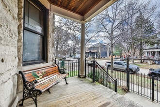 3901 N Hamilton Ave in Chicago, IL - Building Photo - Building Photo