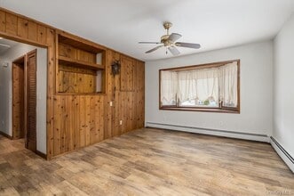 18 Brandywine Dr in Mastic, NY - Building Photo - Building Photo