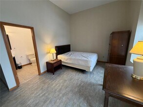 542 Benson Ave SW in Willmar, MN - Building Photo - Building Photo