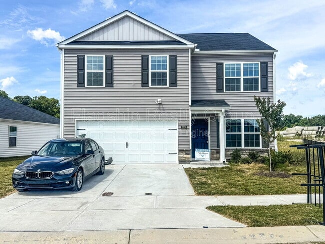 2136 Montalvan Dr in Greenville, NC - Building Photo - Building Photo