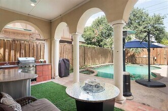 4532 Livingston Ave in Dallas, TX - Building Photo - Building Photo