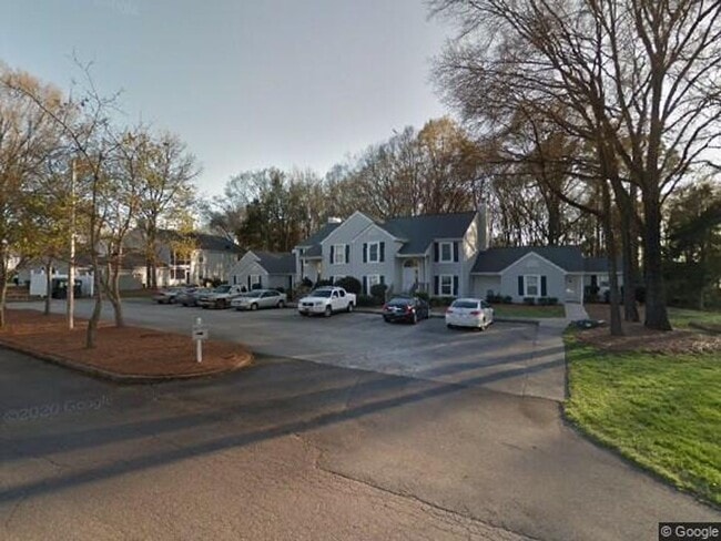 property at 1573 Hunt Club Ct