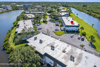 2800 Indian River Blvd in Vero Beach, FL - Building Photo - Building Photo