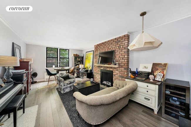 property at 250 W 15th St