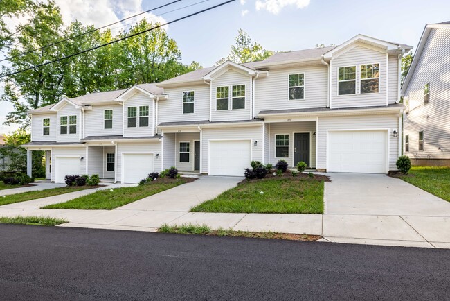 216 S Bell Ave in Albemarle, NC - Building Photo - Building Photo