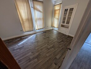 323 Warren St, Unit 1 in Mankato, MN - Building Photo - Building Photo