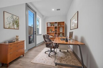 5303 Kindred Gdn Ln in Houston, TX - Building Photo - Building Photo