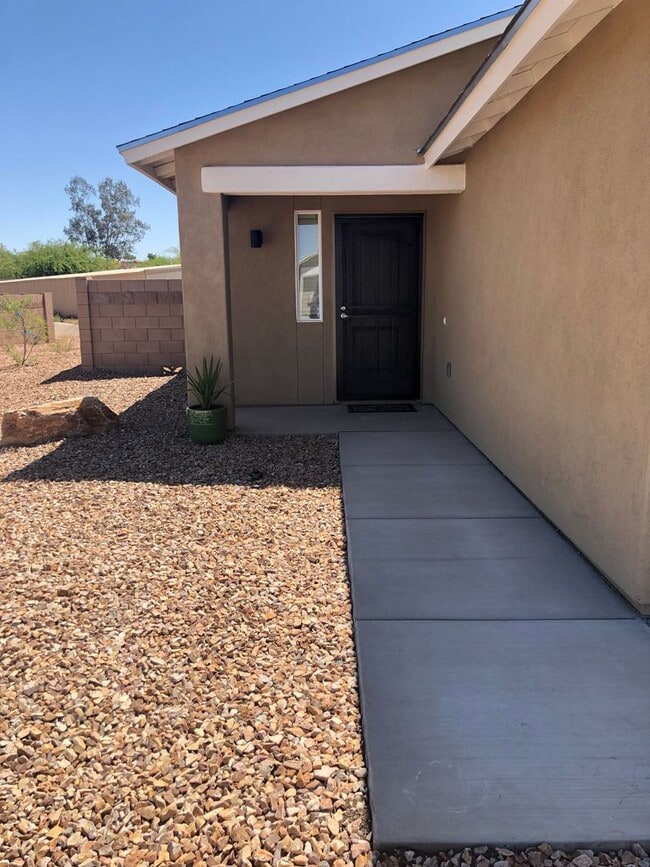 property at 2405 South Dr