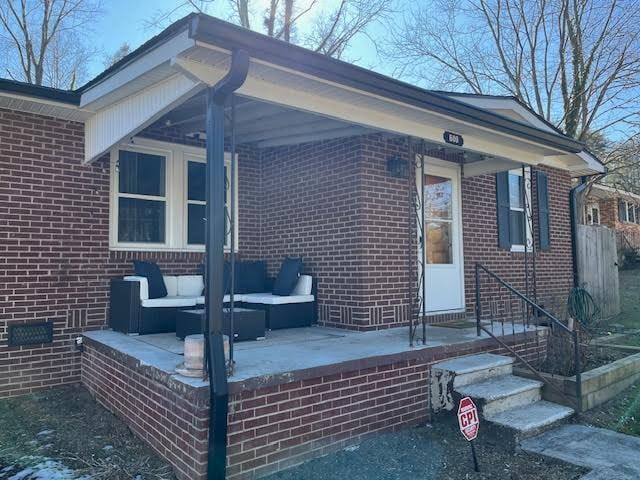 600 Hebron Rd in Hendersonville, NC - Building Photo - Building Photo