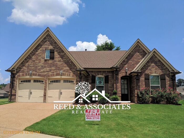 10394 Redmond Cir N in Cordova, TN - Building Photo