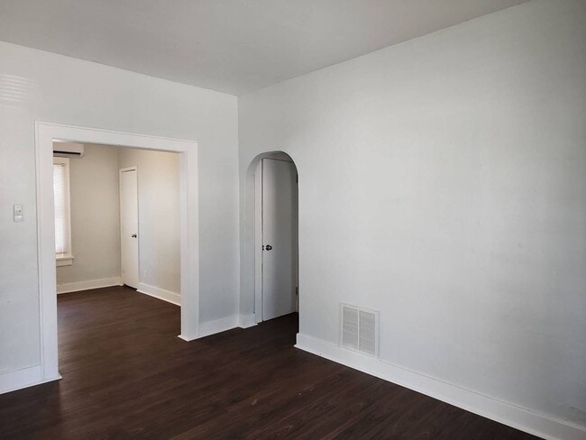 2944 NW 13th St in Oklahoma City, OK - Building Photo - Building Photo