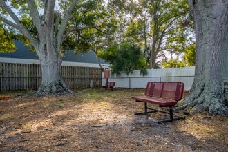 Winding Lane Apartments in Largo, FL - Building Photo - Building Photo
