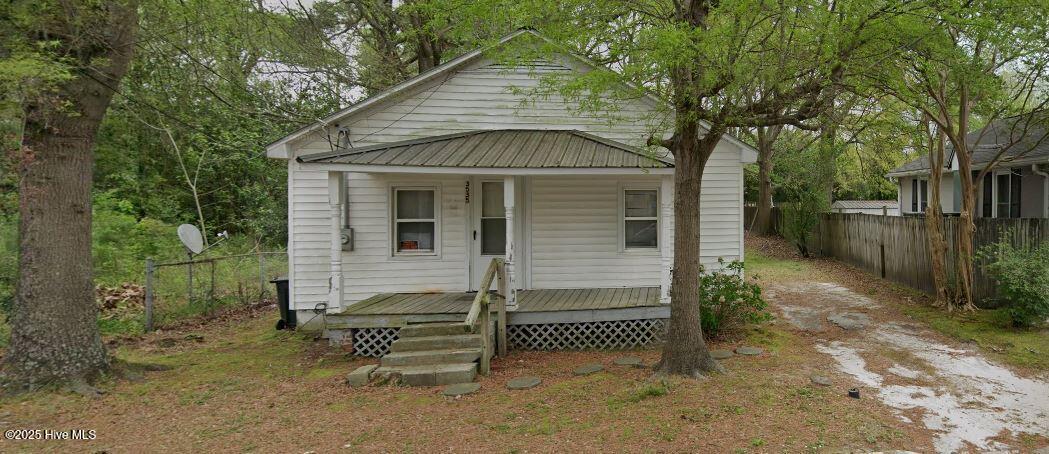 3535 S Barrett St in Farmville, NC - Building Photo