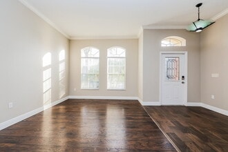 35107 Meadow Reach Dr in Zephyrhills, FL - Foto de edificio - Building Photo