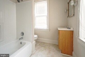2371 Old Rd in New Providence, PA - Building Photo - Building Photo