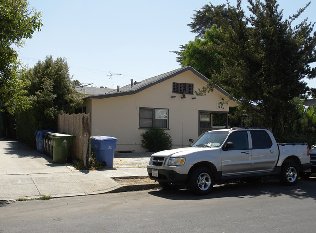 1236 TAMARIND AV in Los Angeles, CA - Building Photo - Building Photo