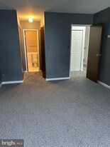 48 Muirfield Dr in Reading, PA - Building Photo