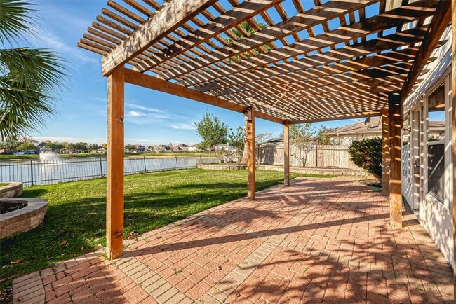 property at 21527 N Boundary Peak Way