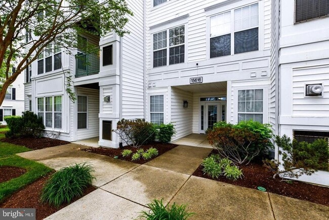 property at 15616 Everglade Ln