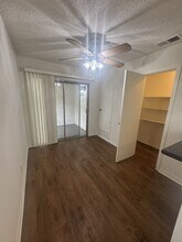 Park Ridge Apartments in Bellflower, CA - Foto de edificio - Building Photo