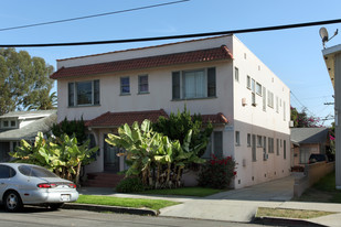 772-778 Loma Ave Apartments