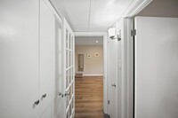 2601 Bellefontaine photo'