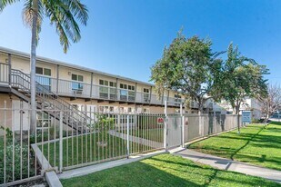 10110  Camarillo Pl. in North Hollywood, CA - Building Photo