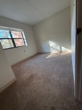 4 Cedar St in Wellesley, MA - Building Photo - Building Photo