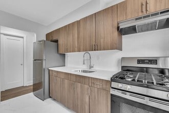 Palisades Manor Apartments – Modern Living... in Palisades Park, NJ - Foto de edificio - Building Photo