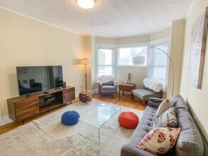 50 Gardner St in Boston, MA - Building Photo - Building Photo