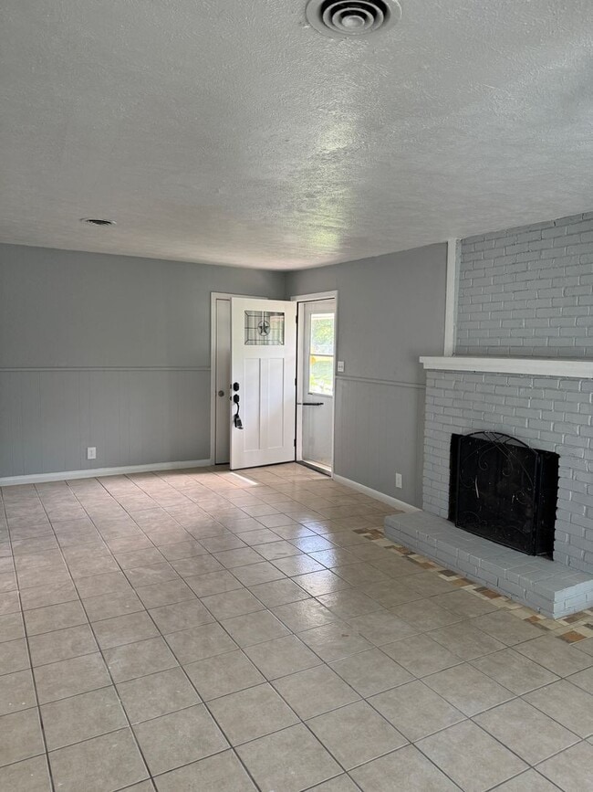 property at 2708 Rosebud Ln