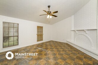 2850 Canary Ln in Humble, TX - Foto de edificio - Building Photo