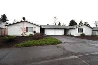 Battlecreek Apartments in Salem, OR - Building Photo - Building Photo