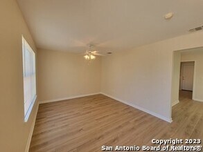 10527 Hunters Pond in San Antonio, TX - Building Photo - Building Photo