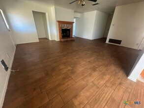 3804 Captain Dr in Killeen, TX - Building Photo - Building Photo