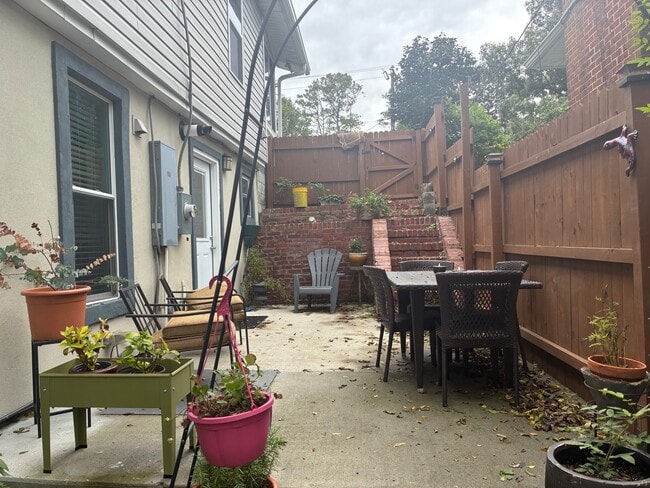 242 A View Ave, Unit 242 A
