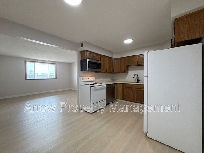535 W Saunders Ave in Lincoln, NE - Building Photo - Building Photo