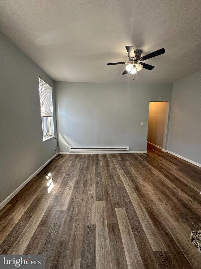 5533 W Girard Ave photo'