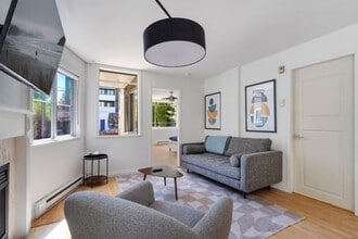 1126 W 11th Ave in Vancouver, BC - Building Photo - Building Photo