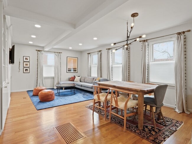 property at 8 Webster St