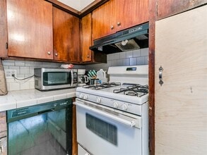 213 NW 82nd St in Oklahoma City, OK - Building Photo - Building Photo