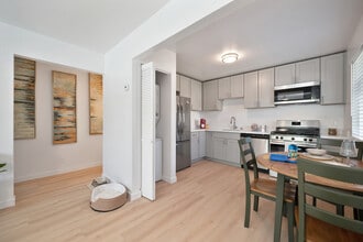 The Grove in Orangevale, CA - Building Photo - Building Photo