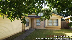 7511 Longing Trail in San Antonio, TX - Building Photo - Building Photo