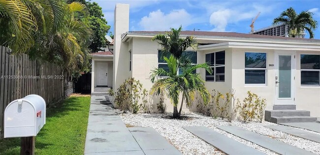 property at 2633 SW 30th Ct
