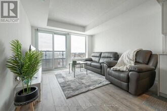 10 Eva Rd in Toronto, ON - Building Photo - Building Photo