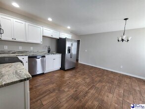 297 Green Acres Rd in Florence, SC - Building Photo - Building Photo