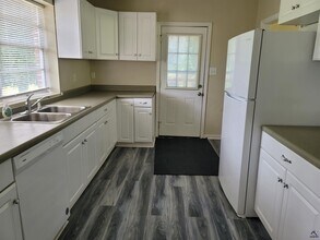 605 S Pleasant Hill Rd in Warner Robins, GA - Building Photo - Building Photo