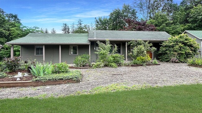property at 1704 NY-9D