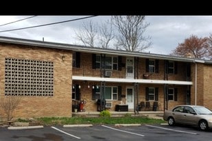10 Highland Ave, Unit 6 in Lebanon, OH - Building Photo